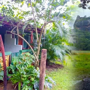  Séjour chez l'habitant Bandula